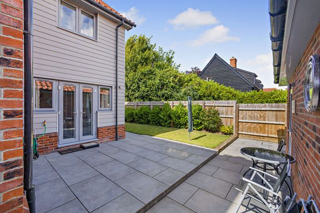 1, Crown Meadow, Stowmarket photo 3