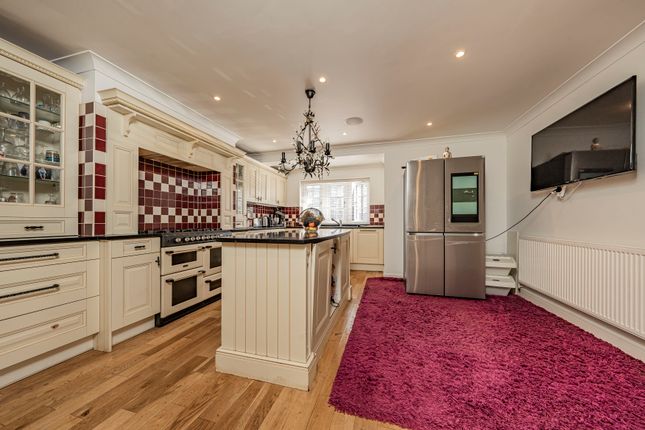 84a, Lower Road, Uxbridge photo 4