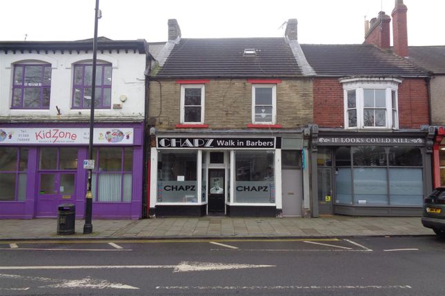 Retail premises to let in Church Street, Crook