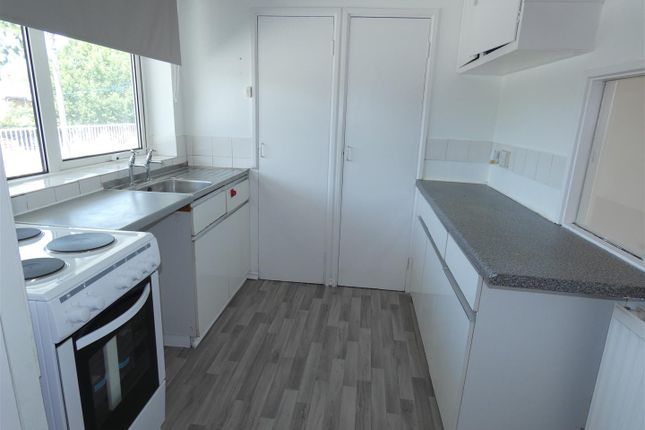 8, Carlton Terrace, Carlton Way photo 2