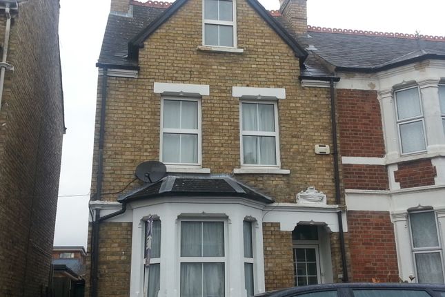 Thumbnail Terraced house to rent in Divinity Road, Oxford