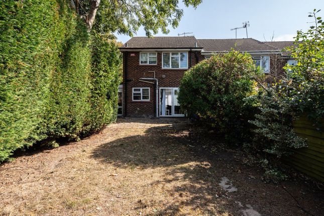 Property to rent in College Road, Canterbury