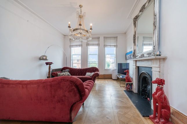 5 College Mansions,, Winchester Avenue, London photo 2
