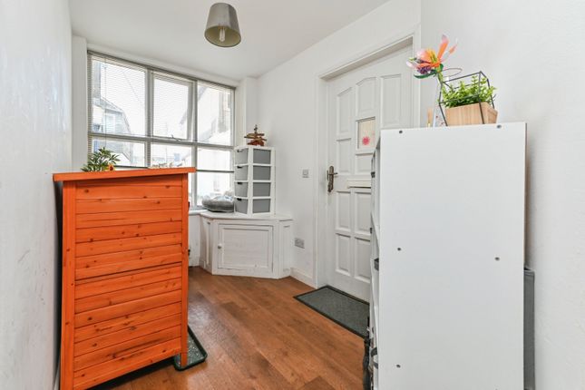 65, Fore Street, Newquay photo 4