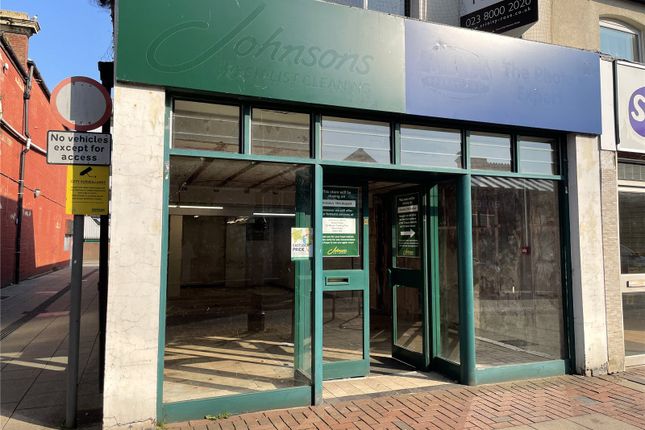 Retail premises to let in Market Street, Eastleigh, Hampshire