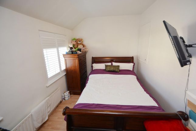 End terrace house for sale in Halsbury Road East, Northolt