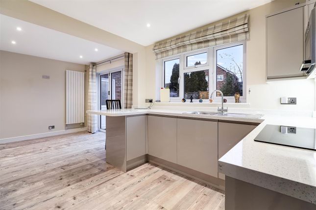12, Crowthorne Close, Cherry Hinton, Cambridge photo 4