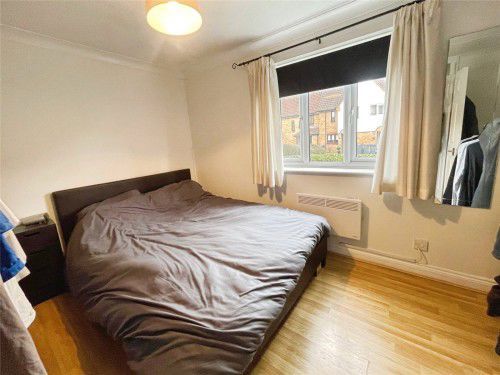 119, Aynsley Gardens, Harlow photo 4