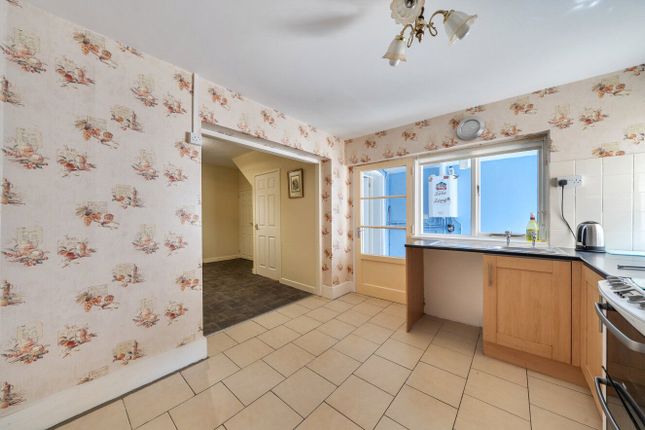 15, Severn Street, Powys photo 3
