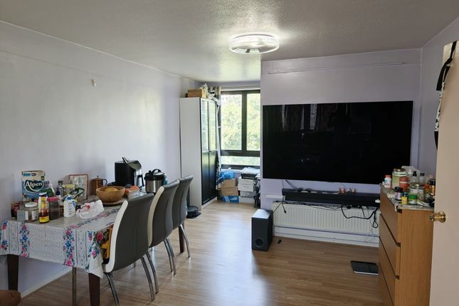 514, Summerwood Road, Isleworth photo 3
