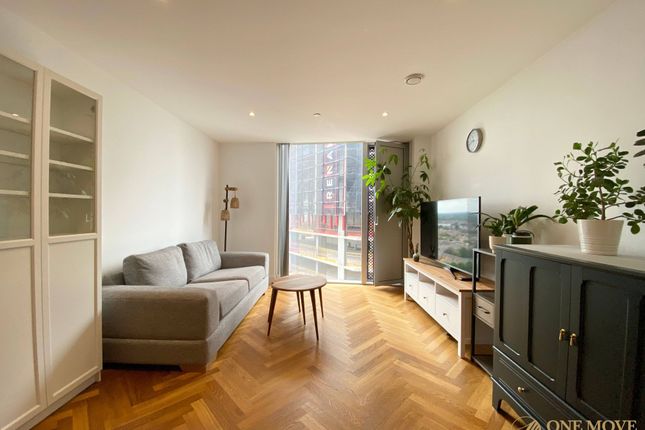 Flat A2002, 9 Owen Street, Manchester photo 4