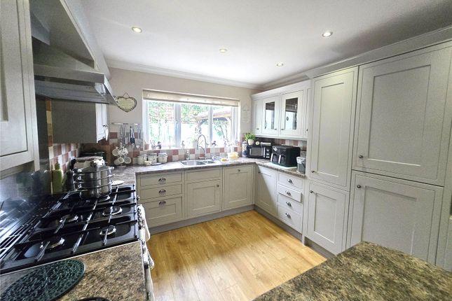 6, Sycamore Woods, Pembrokeshire photo 3