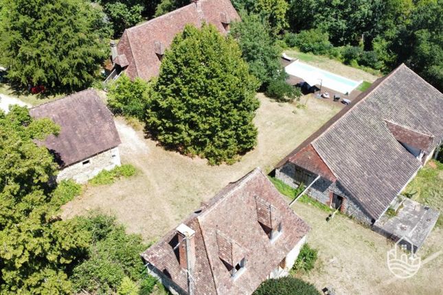 Property for sale in Rouffignac-Saint-Cernin-De-Reilhac, Aquitaine, 24580, France
