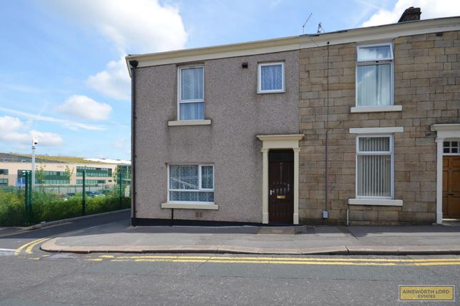 Room to rent in Room To Rent, Redearth Road, Darwen