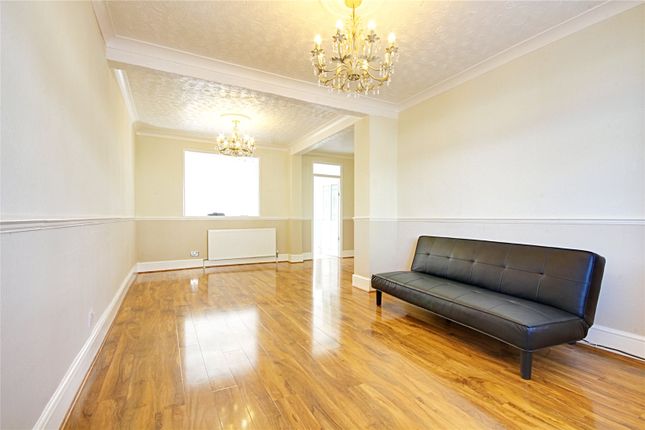 70, Larmans Road, Enfield photo 4