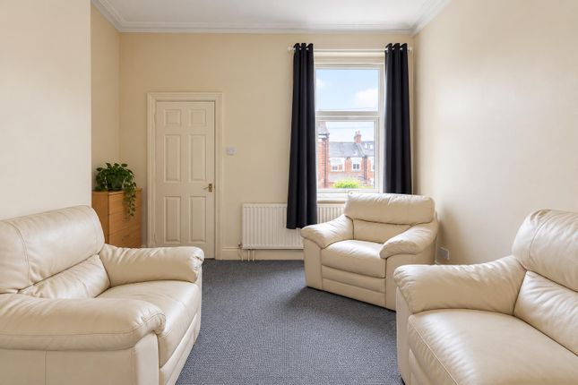 Lynnwood Terrace, Newcastle Upon Tyne photo 4