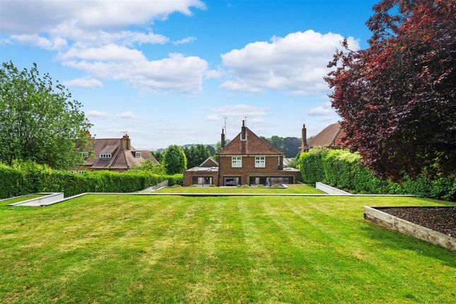 10, Monahan Avenue, Purley photo 4