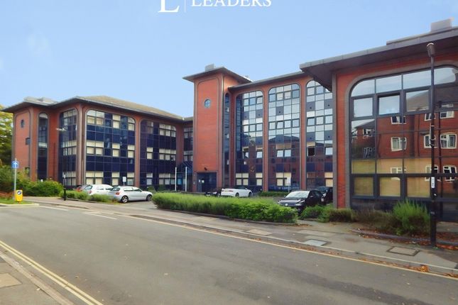 2-bed flat on Millbrook Road East, Hampshire, £110,000