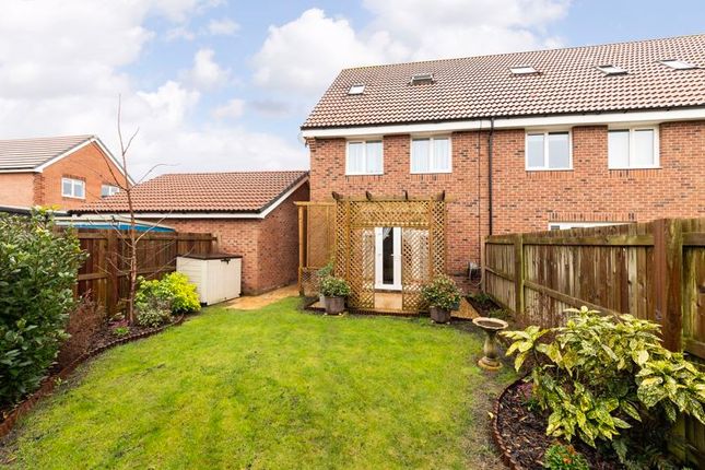 End terrace house for sale in Diamond Drive, Didcot