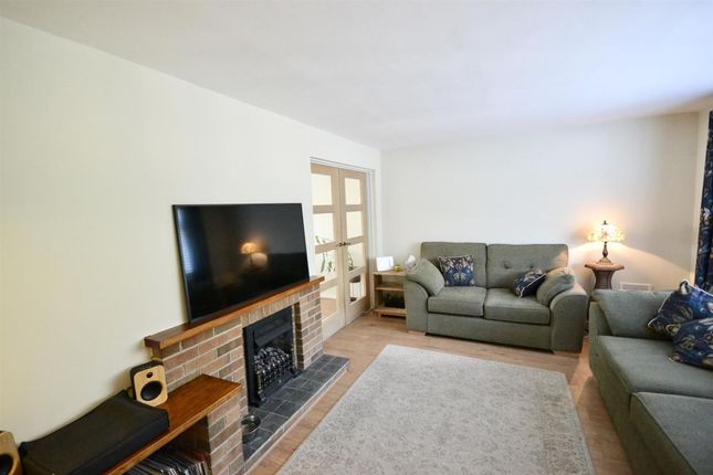 125 Grace Dieu Road, Coalville photo 3