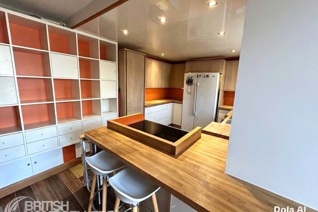 2, Ravensmoor Close, Lincoln photo 3