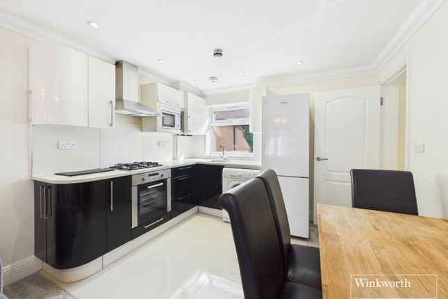 Flat 2, Fadak House, 13, Hollycroft Avenue, Wembley photo 2