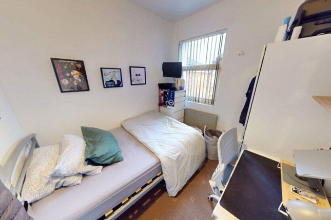 298, Hubert Road, West Midlands photo 4