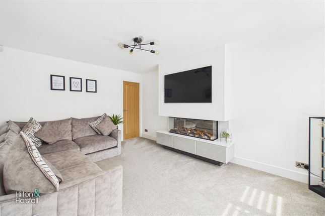 25, The Moorings, Burnley photo 2