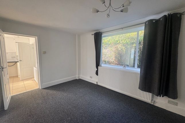 132 Stourvale Road, BOURNEMOUTH photo 5