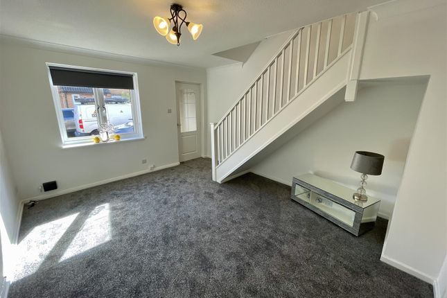 6, Gainsborough Court, Darlington photo 3