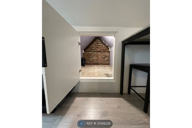 Waldeck Road, London photo 3