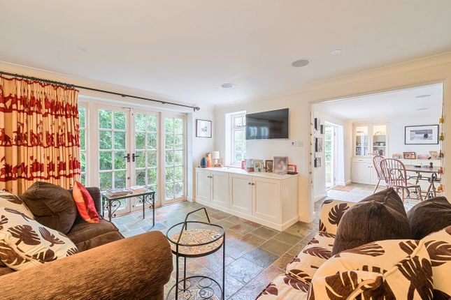 Apple Tree Cottage, Shirley Holms Road, Lymington photo 5