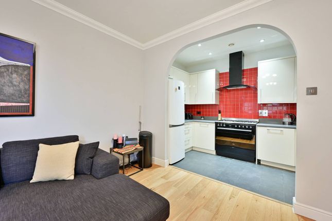 Flat to rent in Chapman Square, Wimbledon Common, London