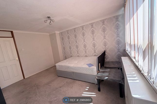 Tawney Road, London photo 5