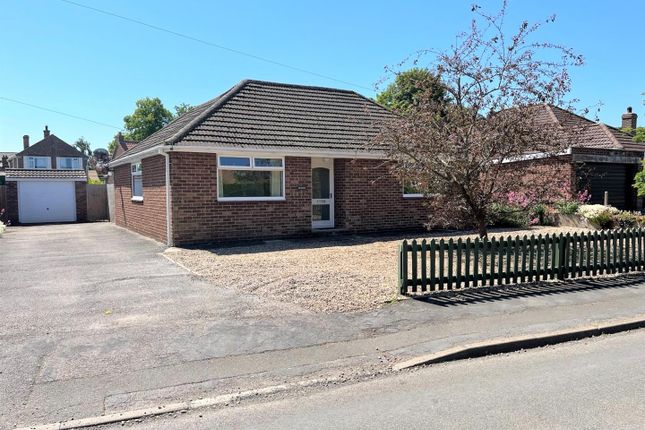Thumbnail Detached bungalow to rent in Mill Lane, Legbourne, Louth