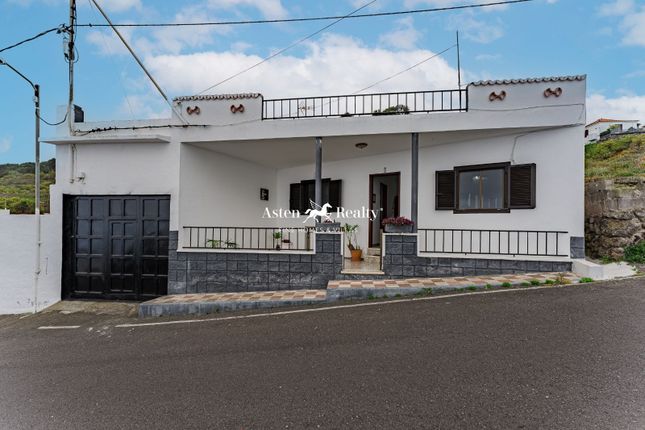 Thumbnail Villa for sale in El Tanque Bajo, El Tanque, Santa Cruz Tenerife