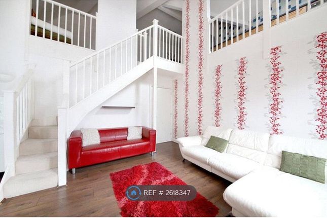 Reception Room (Pic 2)