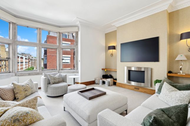Flat 6, 20, New Cavendish Street, London photo 4