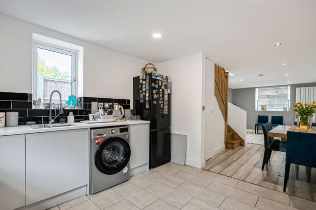 24A, Thistle Grove, Welwyn Garden City photo 4