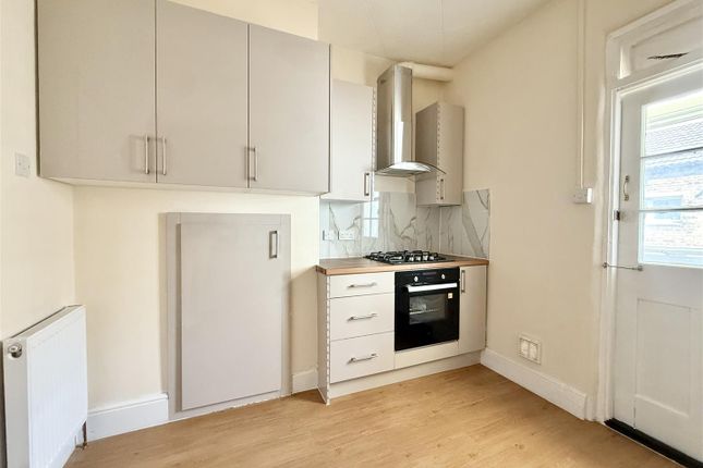 13A, Britannia Road, Westcliff-On-Sea photo 4