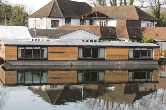 Houseboat for sale in Chertsey Meads, Chertsey