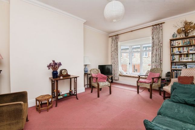 5, Belle Vue, West Street, Axminster photo 4