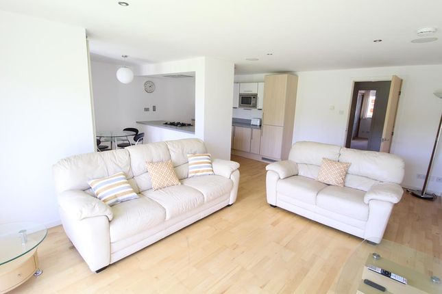 2 bed flat to rent in Riverside Apartments, Burnside Drive AB21