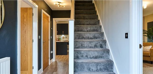 56, Chescombe Road, Yatton, Bristol photo 2