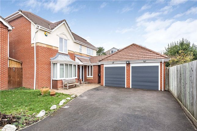 Thumbnail Detached house for sale in Hurworth Avenue, Slough, Berkshire
