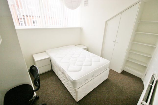 9, Beamsley Grove, Leeds photo 5