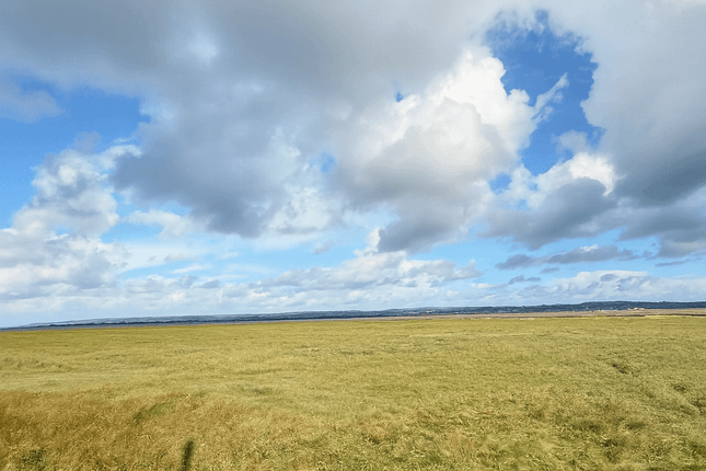 3 Coastin' Houses, Penclawdd, Swansea photo 2