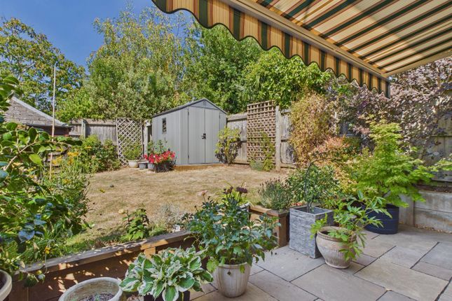 4, Mayfair Close, Malvern photo 2