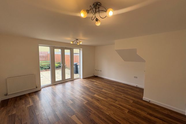 51, Sutton-in-Ashfield photo 3