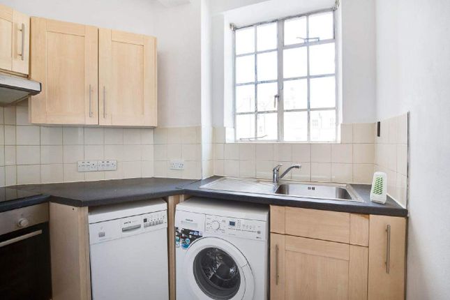 Flat for sale in Wigmore Street, London